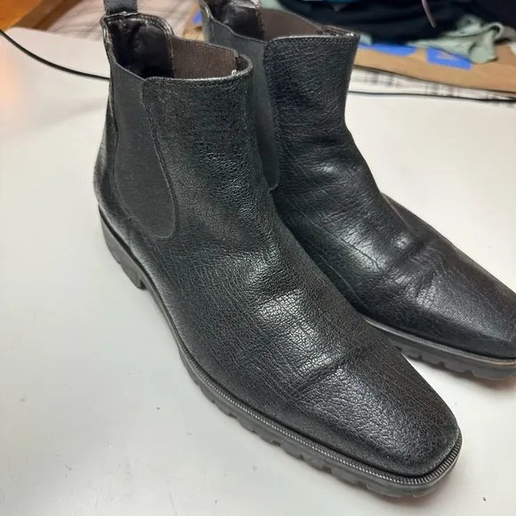 Donald Pliner Black Shimmer Leather Rigg MemoryFoam Footbed Mens Dress Boot 10.5