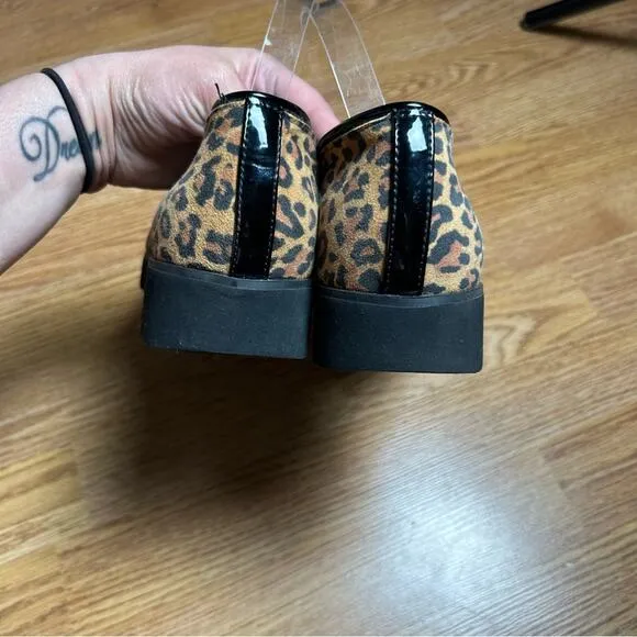 Donald Pliner Eclipse Leopard Print Lug Sole Leather Blend Shoes Loafers Size 11