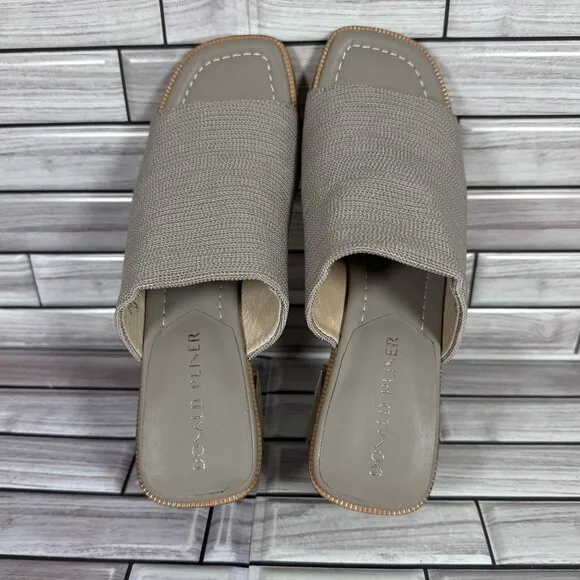 Donald Pliner Women's Light Taupe Haze Slide Mule Heeled Sandals Shoe Size 8-NEW