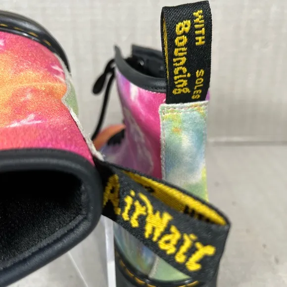 Dr. Martens 1460 Rainbow Tie Dye Leather Combat &amp; Lace-Up Boots SZ US3/EU 34