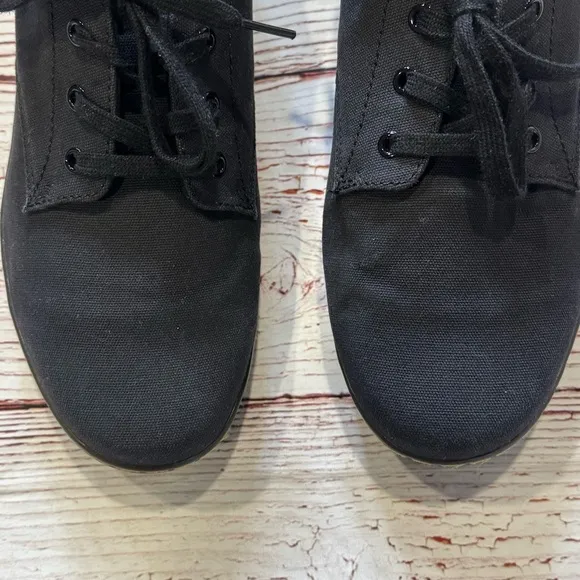 Dr Martens Callum Canvas Oxford Shoes in Black Sz 12