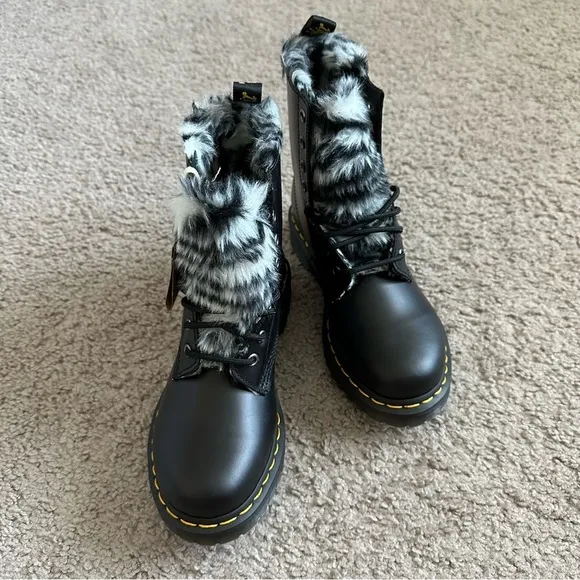 Dr. Martens Shoes Womens Size 7 Serena 1460 Boots