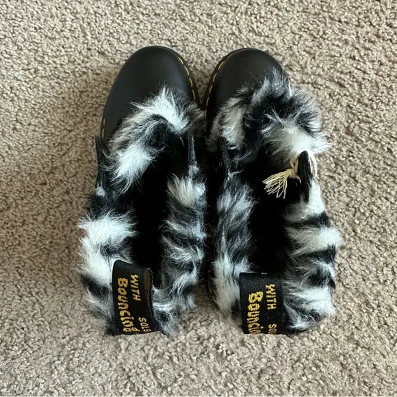Dr. Martens Shoes Womens Size 7 Serena 1460 Boots