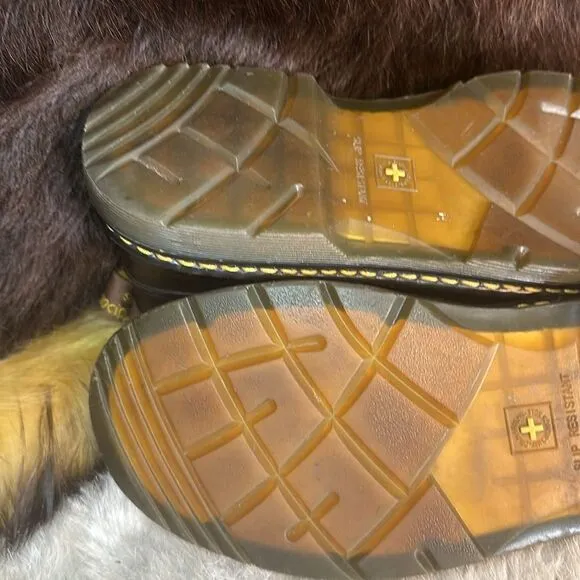 Dr. martens shoes 10 (CCC)