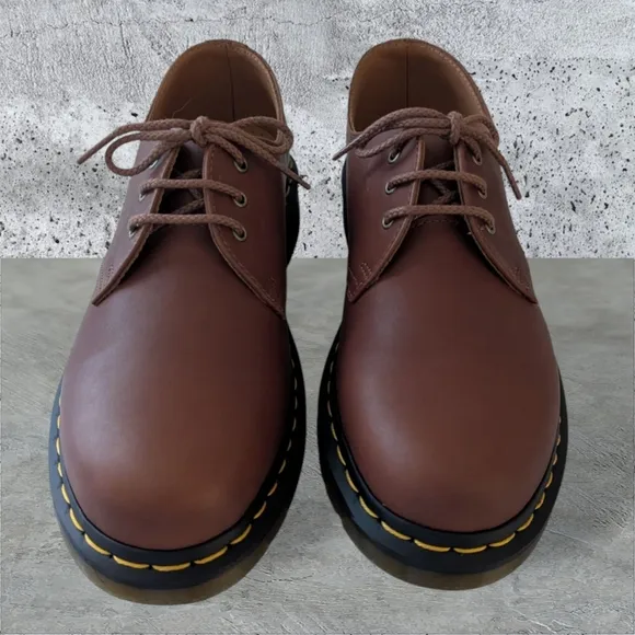 Dr.Martens Men's 1461 , 3 Eye Lace Up Leather Oxford Brown Size 7