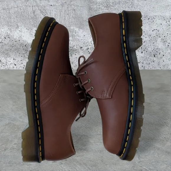Dr.Martens Men's 1461 , 3 Eye Lace Up Leather Oxford Brown Size 7