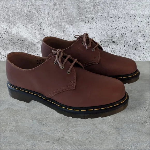 Dr.Martens Men's 1461 , 3 Eye Lace Up Leather Oxford Brown Size 7