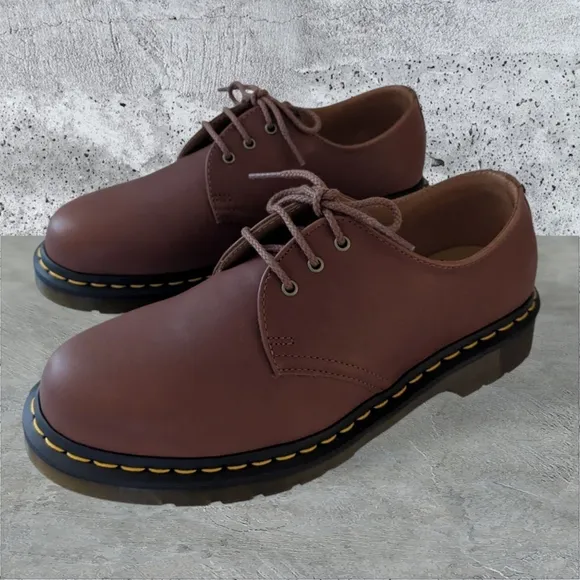 Dr.Martens Men's 1461 , 3 Eye Lace Up Leather Oxford Brown Size 7