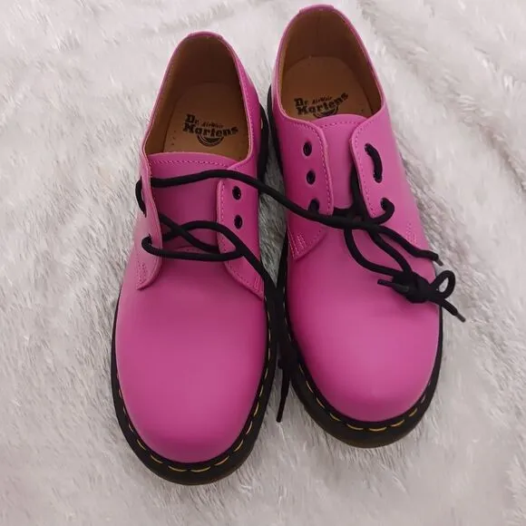 Dr. Martens Pink Smooth Leather Oxford Shoes Men's size 9