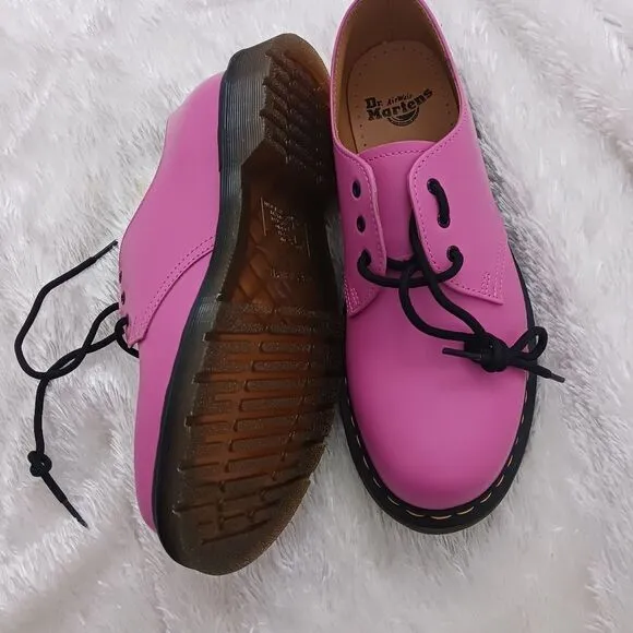 Dr. Martens Pink Smooth Leather Oxford Shoes Men's size 9