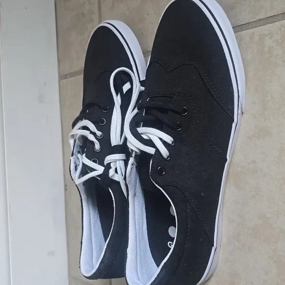 Dylan Rieder Gravis Filter IV Skate Edition Wingtip-Inspired Canvas Skate shoes