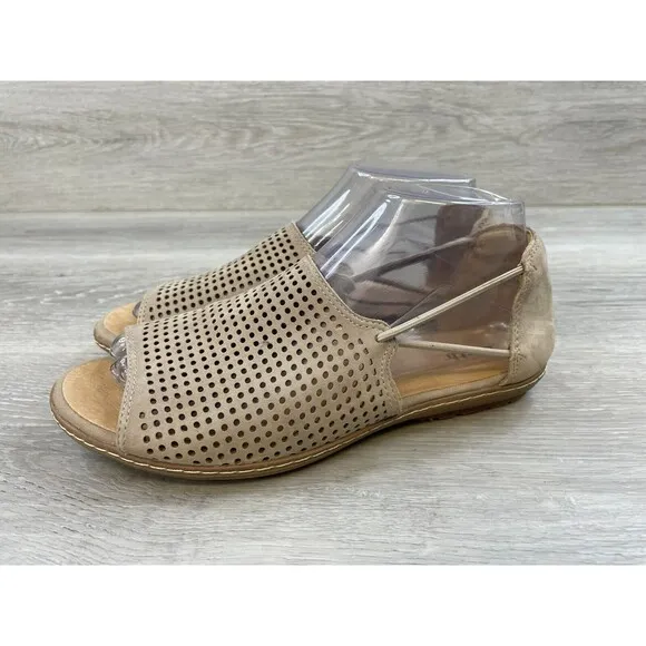 Earth Shelly 601812WW Women's US 7D Brown Perforated Leather Slingback Sandal