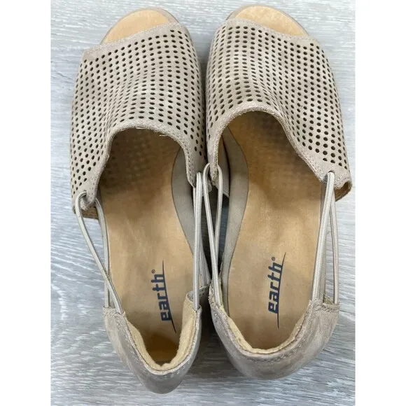 Earth Shelly 601812WW Women's US 7D Brown Perforated Leather Slingback Sandal
