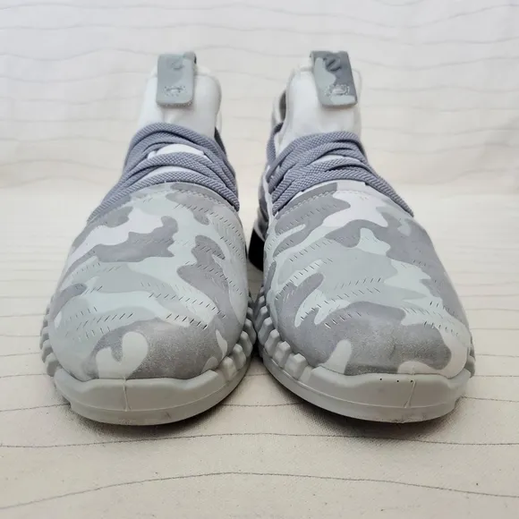 Ecco Womems Zipflex Phorene Gray/White Camo Athletic Sneakers Shoes Size 8-8.5