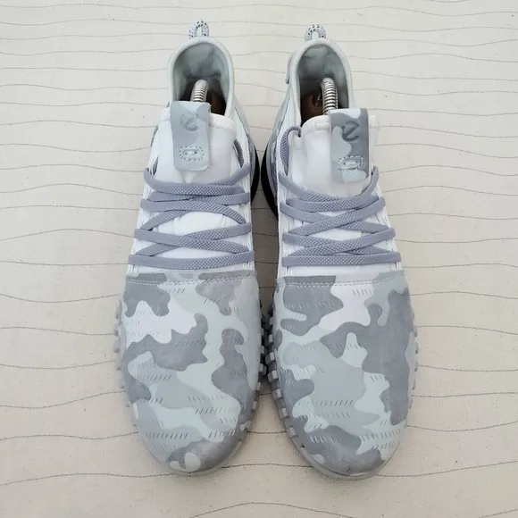 Ecco Womems Zipflex Phorene Gray/White Camo Athletic Sneakers Shoes Size 8-8.5