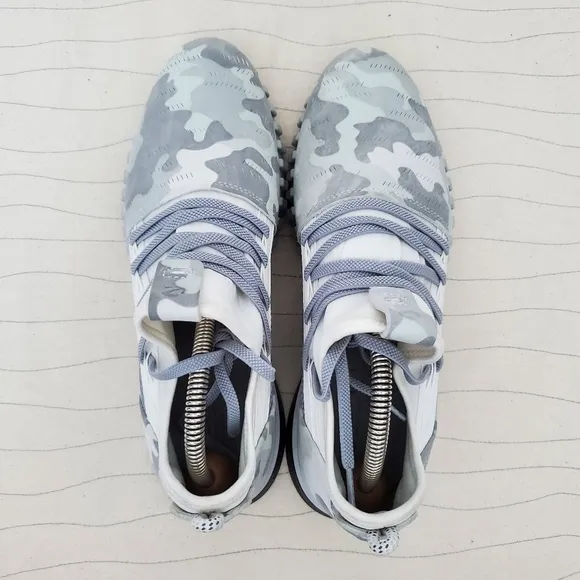 Ecco Womems Zipflex Phorene Gray/White Camo Athletic Sneakers Shoes Size 8-8.5