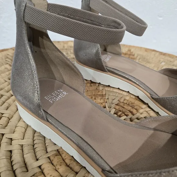 Eileen Fisher Emmett Mica Metallic Closed Toe Espadrilles Loafers Sandals 7.5