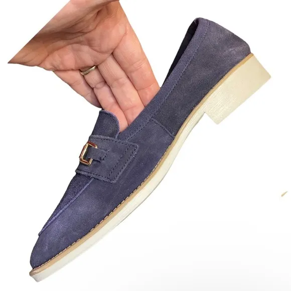 Enzo Tesoti Leather Suede Low Heel Loafer Sz 8.5 US (39 EU) Navy w/ Gold Accent