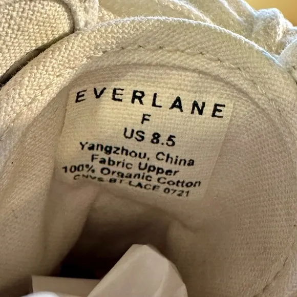 Everlane Women’s Cotton Canvas Gum Sole Utility Boot in White &amp; Cream Size 8.5