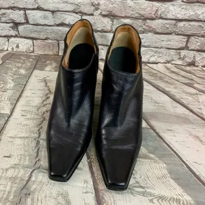 Ferragamo Leather Black Booties Size 10