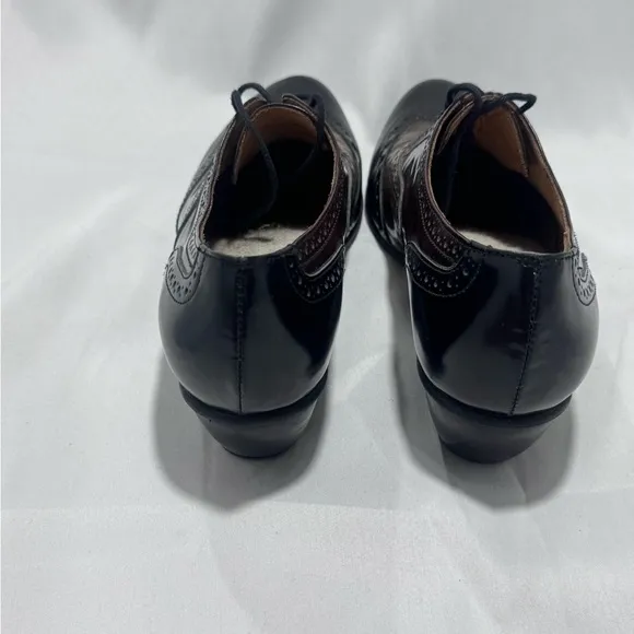 FIDJI WOMEN’S SOFT ITALIAN LEATHER OXFORDS. SOFT INSOLES ADDED SIZE 37 (7.5 US)