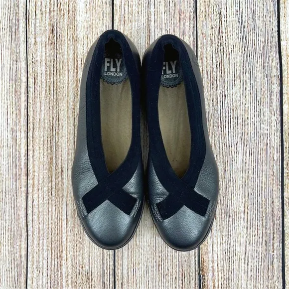 Fly London Bobi Women's Size 8.5 US 39 EU Leather Platform Wedge Slip On Shoes