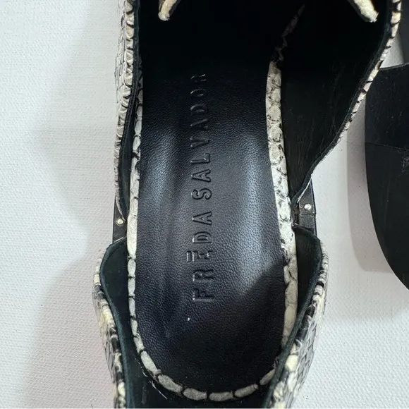 Freda Salvador Leather D'Orsay Laceless Oxford Shoes‎ Croc Embossed Women’s 6