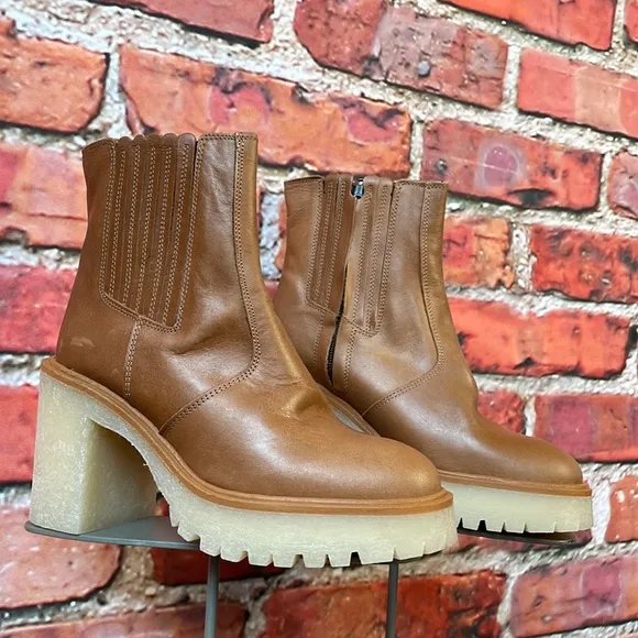 Free People James Chelsea Heeled Boots in Tan Leather