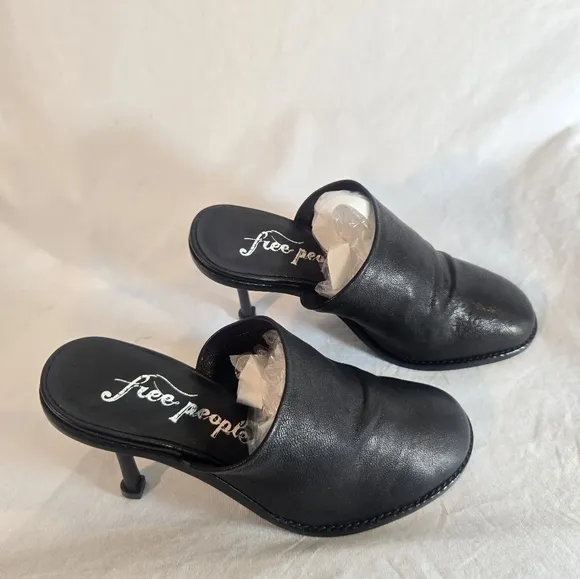 Free People Women’s Size 37 Leila Leather Black Heeled Mule New