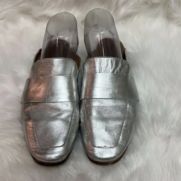 Free People At Ease Silver leather Slide On Loafer Sz 40 BIN 14