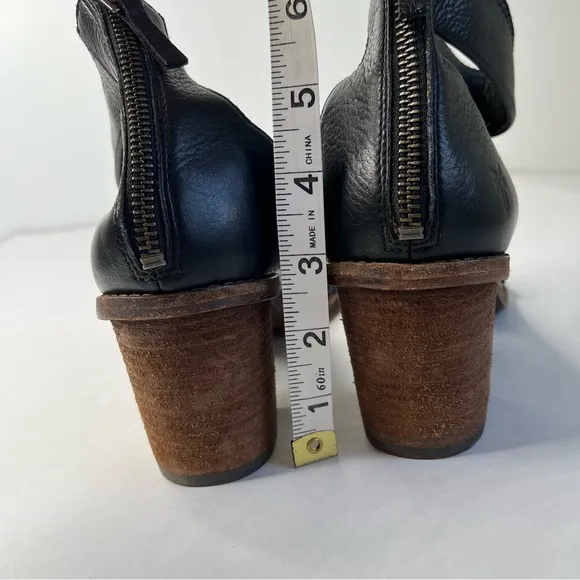 Frye Brielle Black Leather Block Heel Ankle Strap Sandal Shoe 9