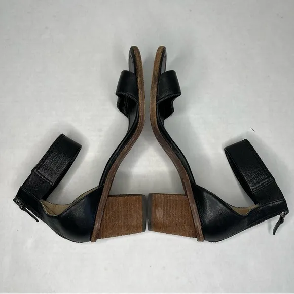Frye Brielle Black Leather Block Heel Ankle Strap Sandal Shoe 9
