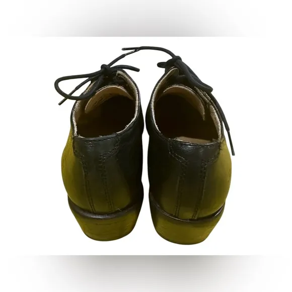 Frye Leather Lace Up Carson Oxford Shoes size 5.1/2 B B9