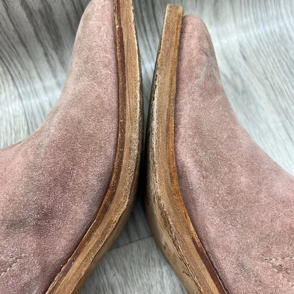 Frye Rosalia Suede Light Pink Mules