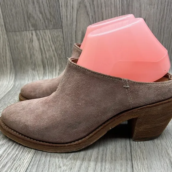 Frye Rosalia Suede Light Pink Mules