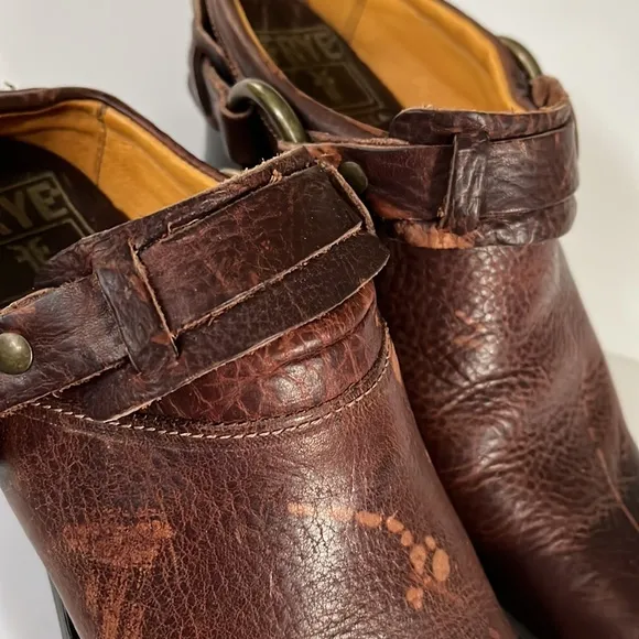 FRYE shoes belted harness mule