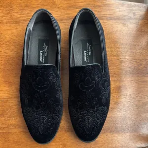 Gently Used Black Velvet Men's Loafers