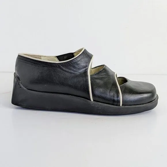 Giraudon Shoes EU 38 Black White Trim Leather Slip On Round Toe Low Heel