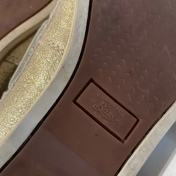 Gold boat shoes GH Bass Gold Metallic shoes