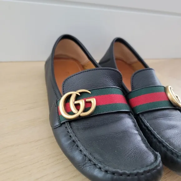 🖤GUCCI GG MARMONT  BLACK LEATHER LOAFER