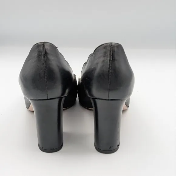 Gucci Logo Pearl Scalloped Pumps 37.5 / US 7.5 Black Leather Heels