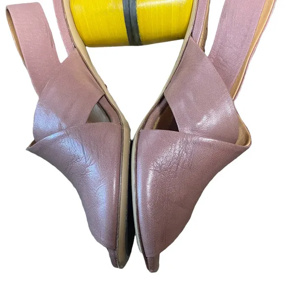 Halmanera pink crisscross yellow pump slingback sz 37