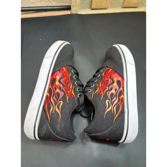 Heelys Youth Black &amp; Red Flame Design Skate Shoes Size 3