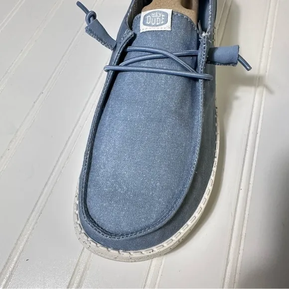 Hey Dude NWT Wendy stretch canvas shoes light blue women’s 9