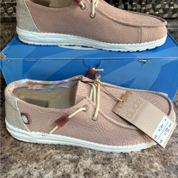 Hey Dude Shoes Light Pink salt sparkle women’s sz 10 loafer shoes new