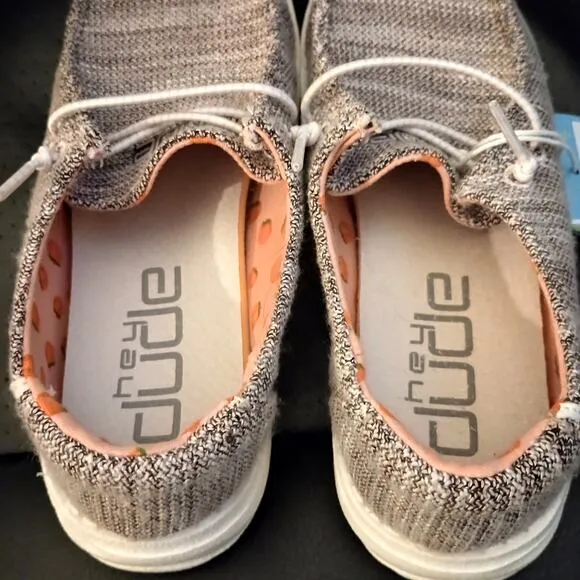 Hey Dude Wendy Youth Stretch Peach Bud Shoes