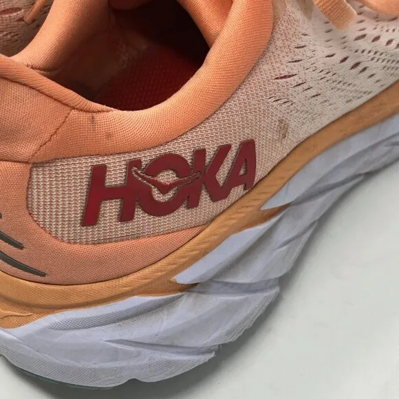 Hoka 'Clifton 8' women's athletic shoes 8.5B orange peach