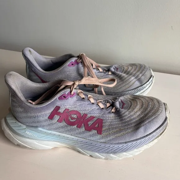 Hoka Mach 5 women’s running shoes size 7.5 B blue purple gradiant