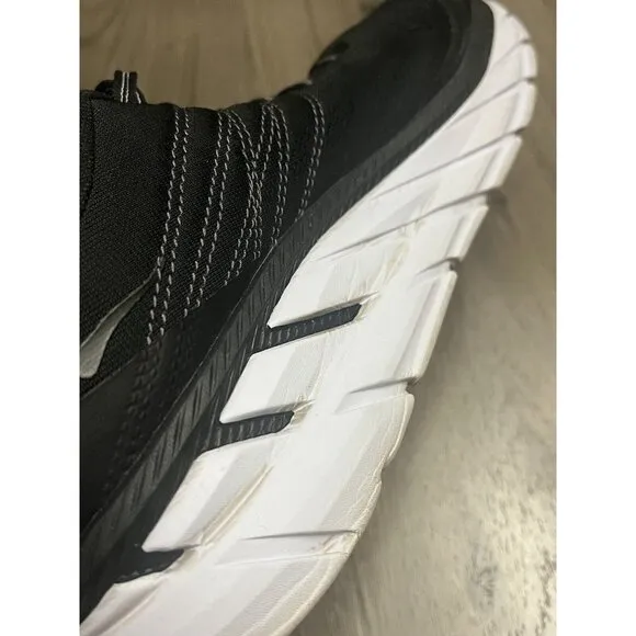 Hoka One One Clifton 6 Men's Running Shoes Size US 11.5 Black Athletic Sneakers