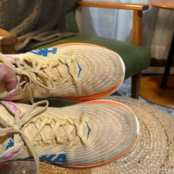 Hoka Women's Mach 5 Running Shoes - Impala/Cyclamen size 9
